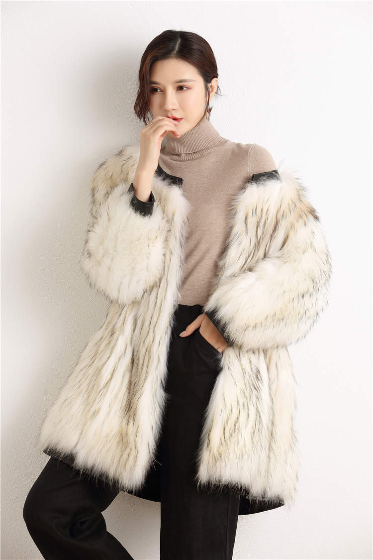 High Quality Long Womens Winter Coat Raccoon Fur Coats And Jacket For Woman Thick And Warm Fur Coat