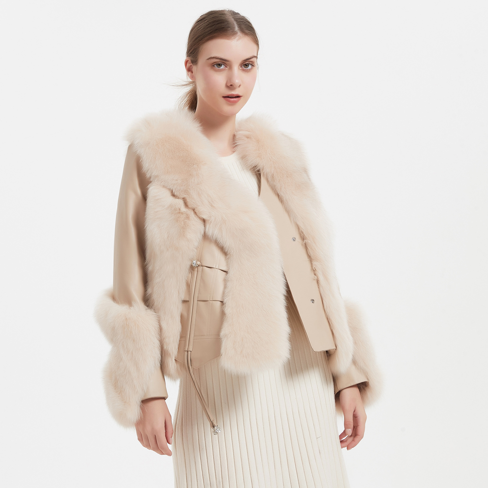 Fox fur Large fur collar Women's winter clothes keep warm Sheepskin coat White duck down included