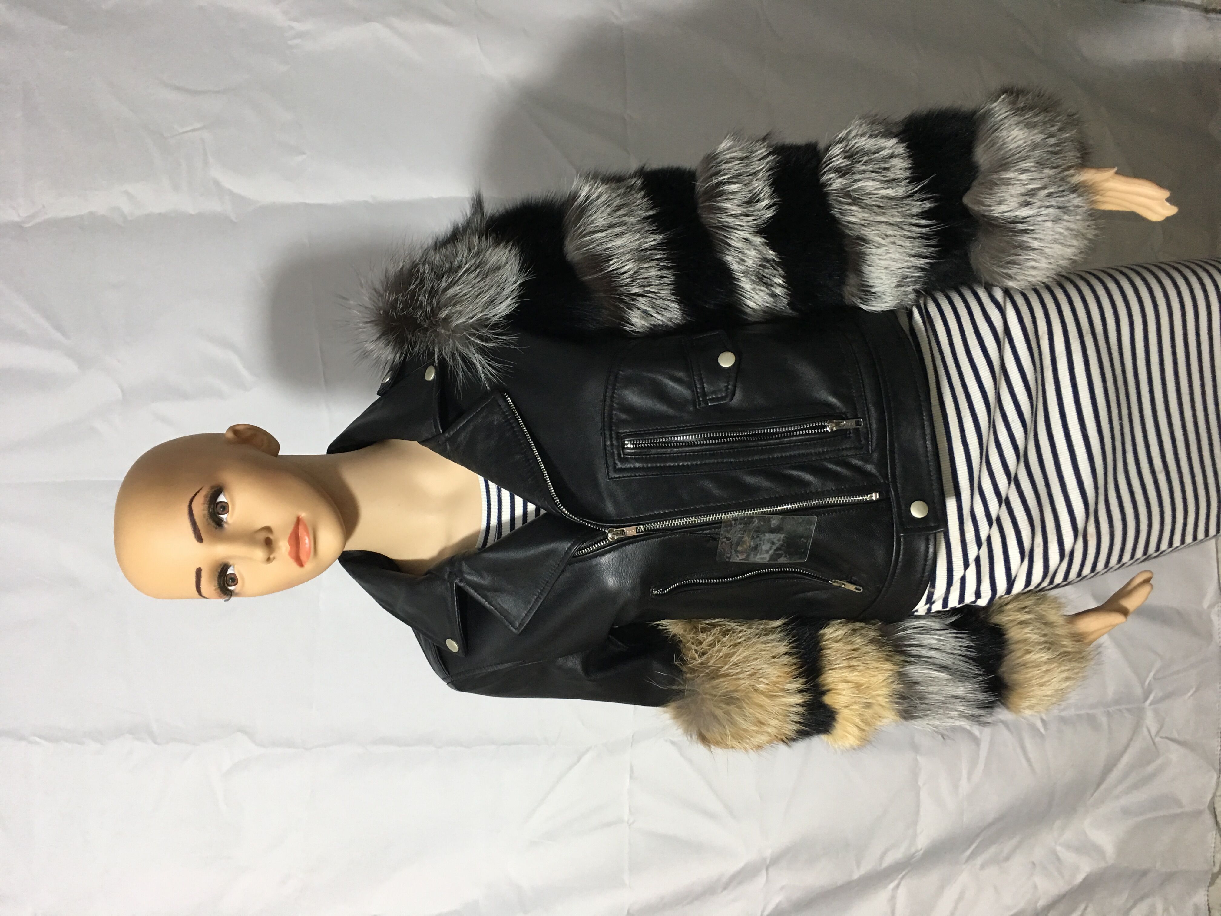 Fox Fur Sheepskin Jacket Short Leather Coat Fur Coat Women's Coats