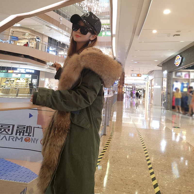 Super Warm Windproof Long Women's Winter Real Raccoon Fur Coat