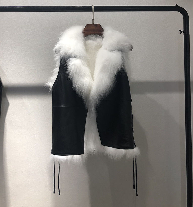 Winter clothes for women Leather Motorcycle Short Coat Women Leather Jacket with Fox Fur Liner Vest