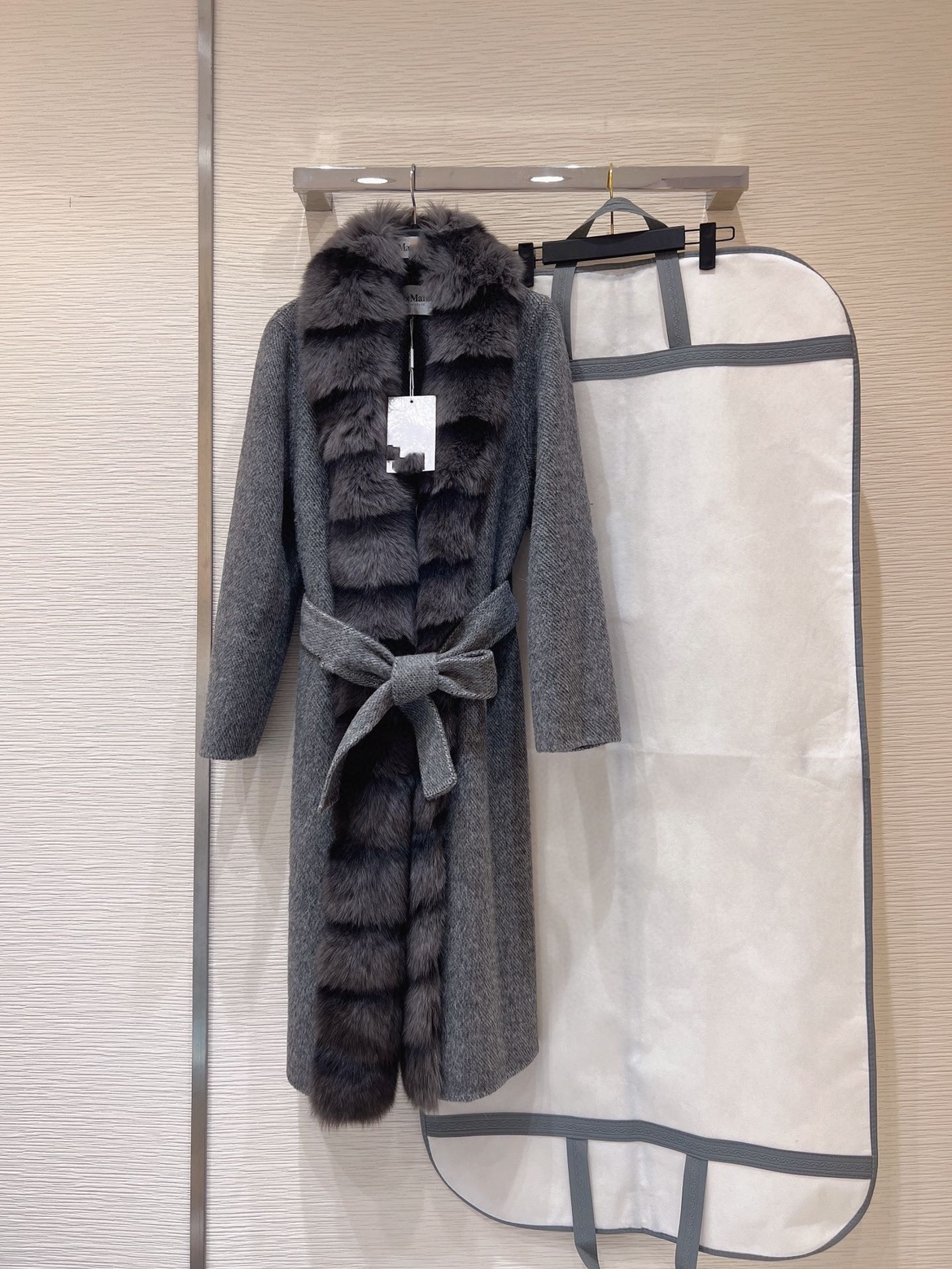 Fox Fur Collar Winter Jacket Belted Cashmere Wool Clothes Real Fur Collar Ladies Cashmere Trench Coa