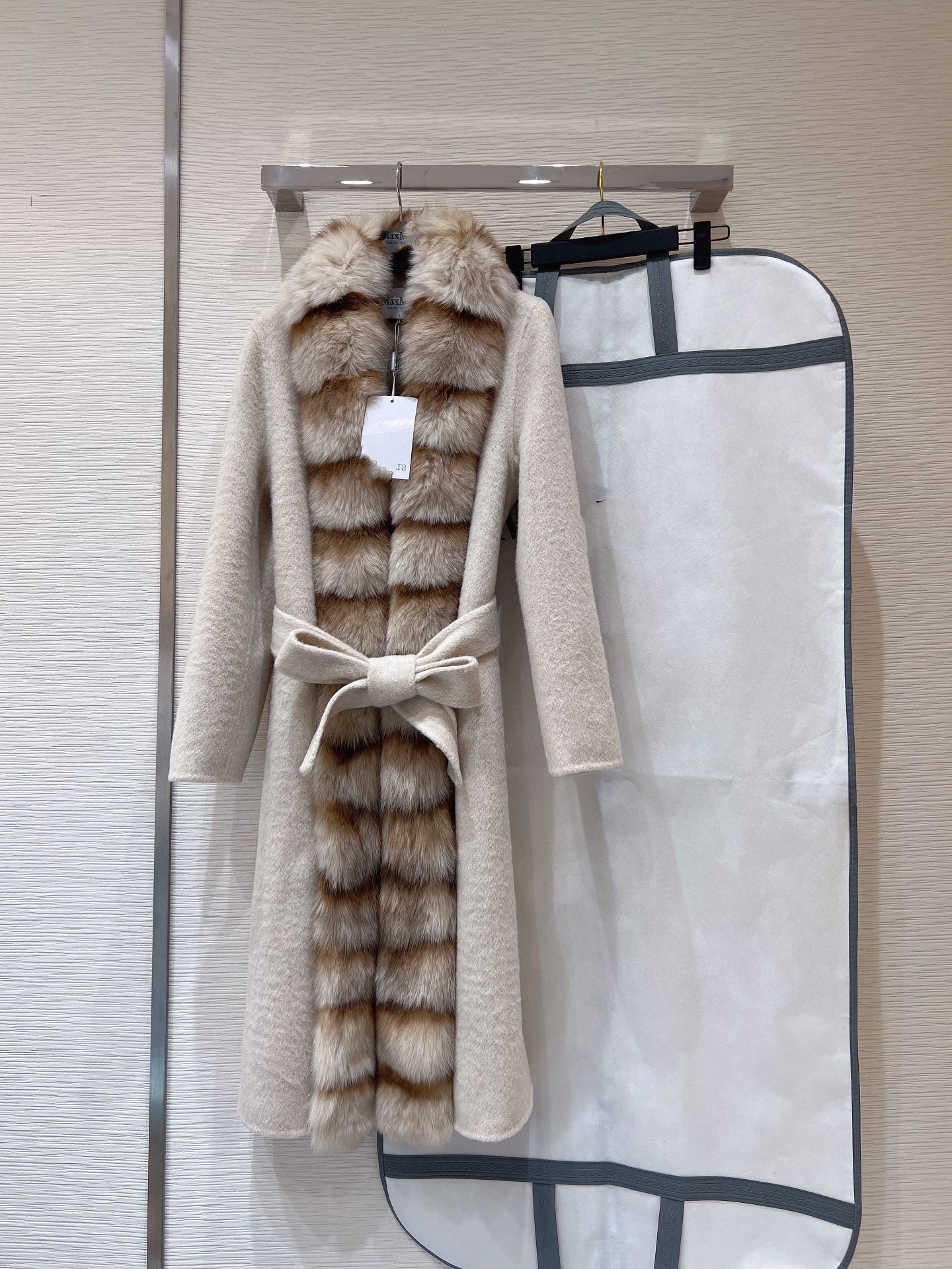 Fox Fur Collar Winter Jacket Belted Cashmere Wool Clothes Real Fur Collar Ladies Cashmere Trench Coa