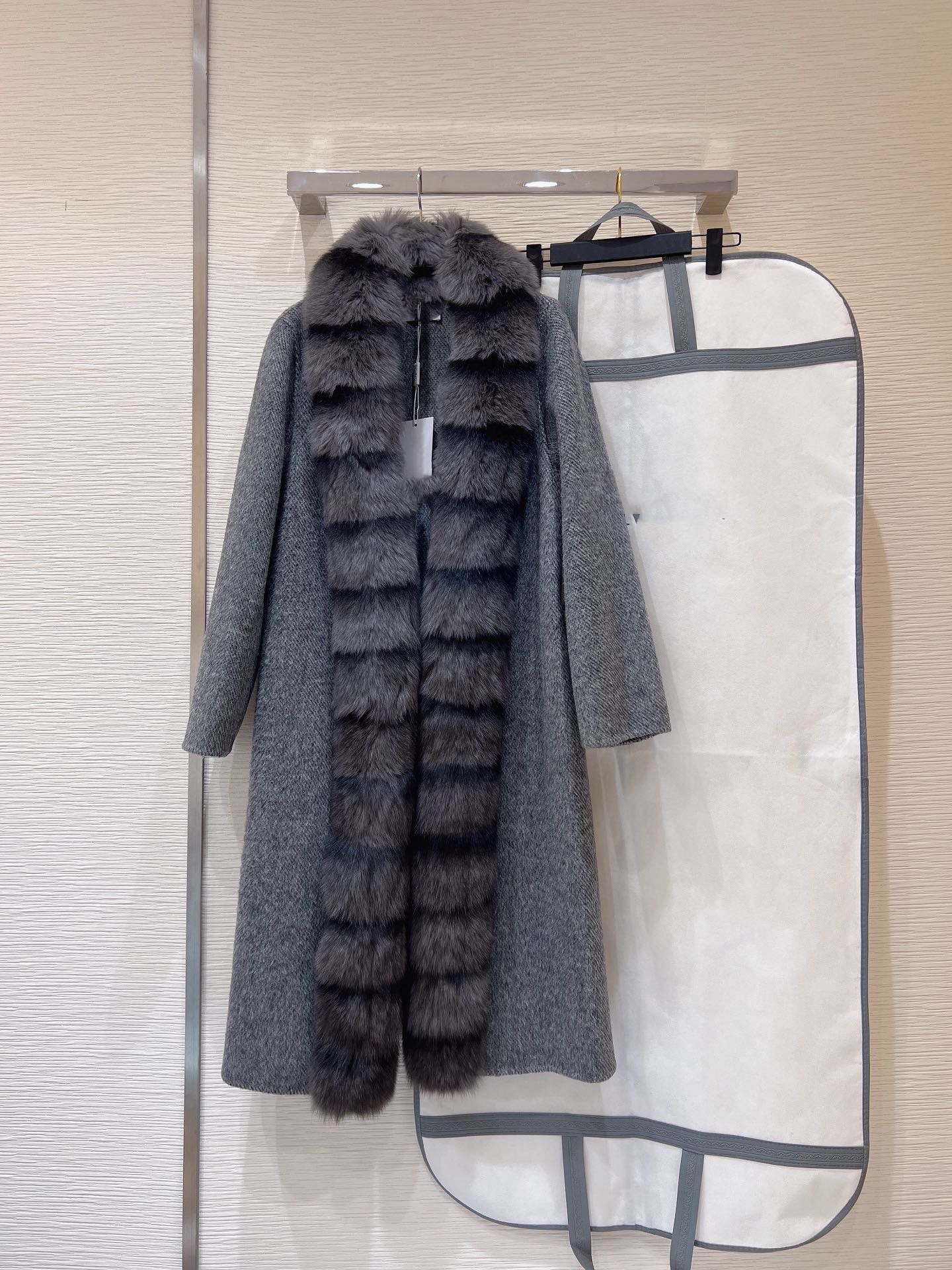 Fox Fur Collar Winter Jacket Belted Cashmere Wool Clothes Real Fur Collar Ladies Cashmere Trench Coa