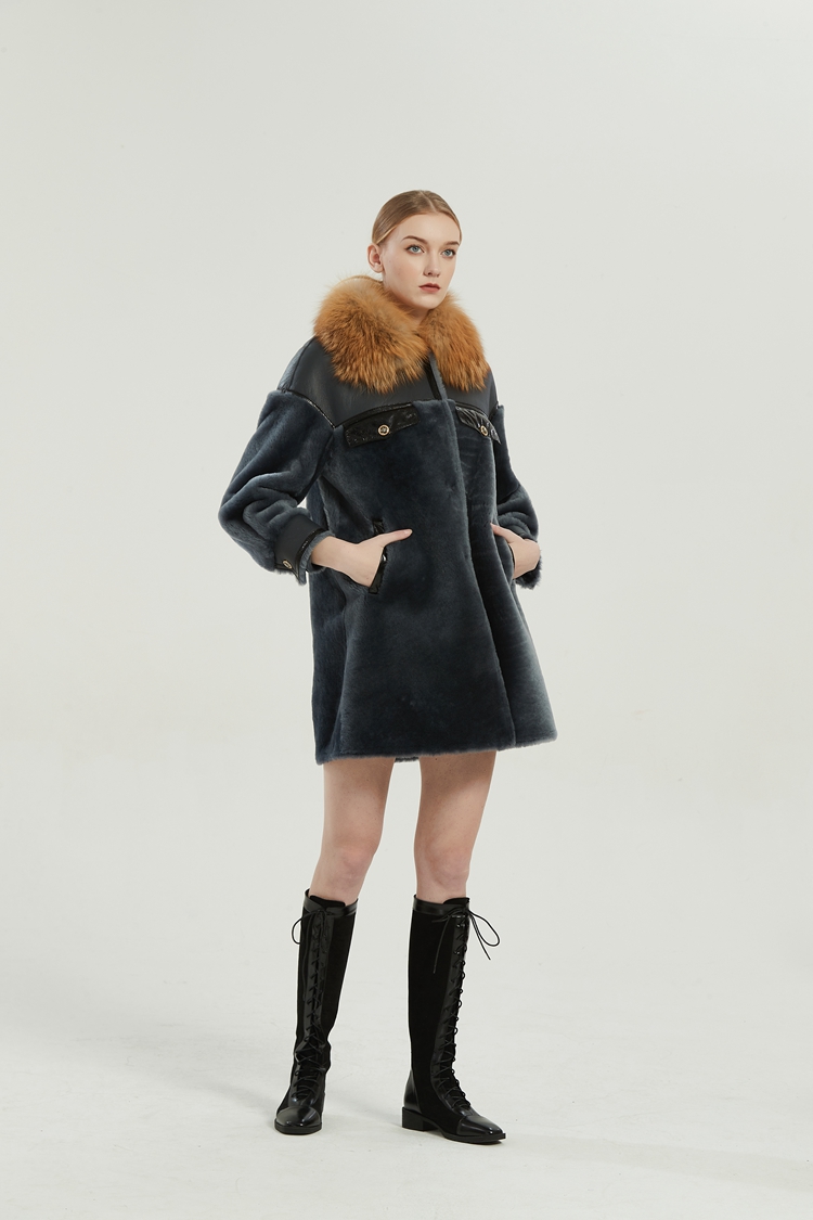 Hot Style Thick Fox Fur Lamb Leather Red Long with Fox Fur Collar Women's Sheep Fur Coat