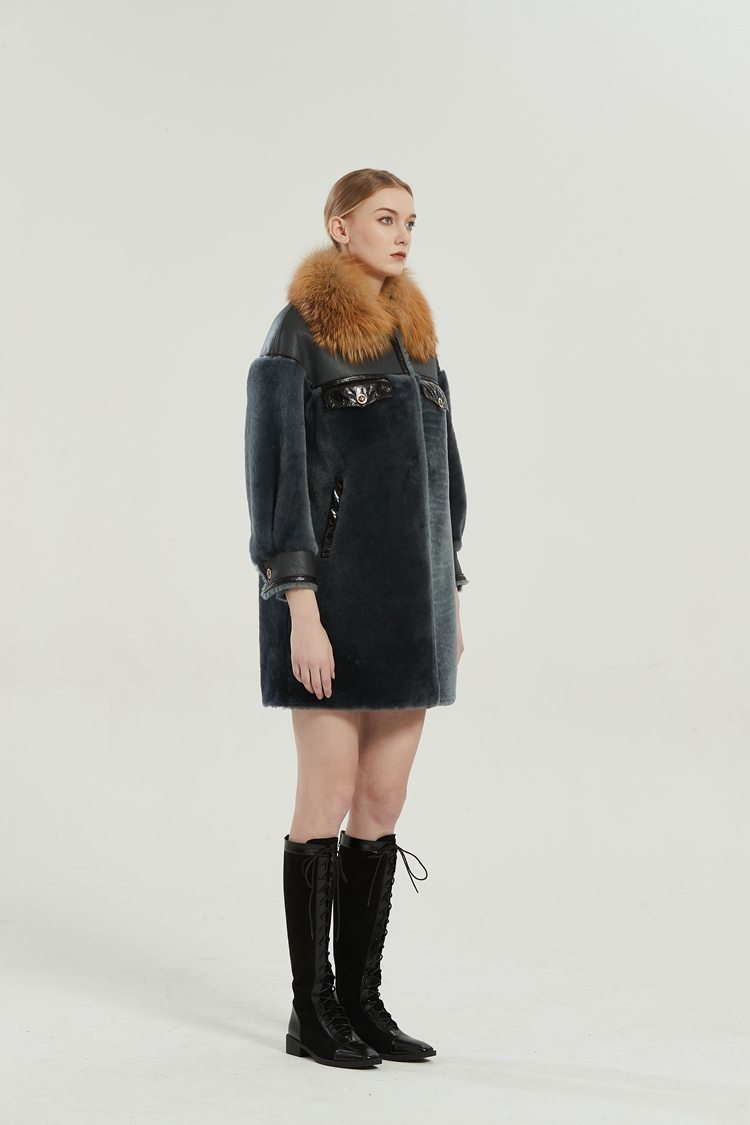 Hot Style Thick Fox Fur Lamb Leather Red Long with Fox Fur Collar Women's Sheep Fur Coat