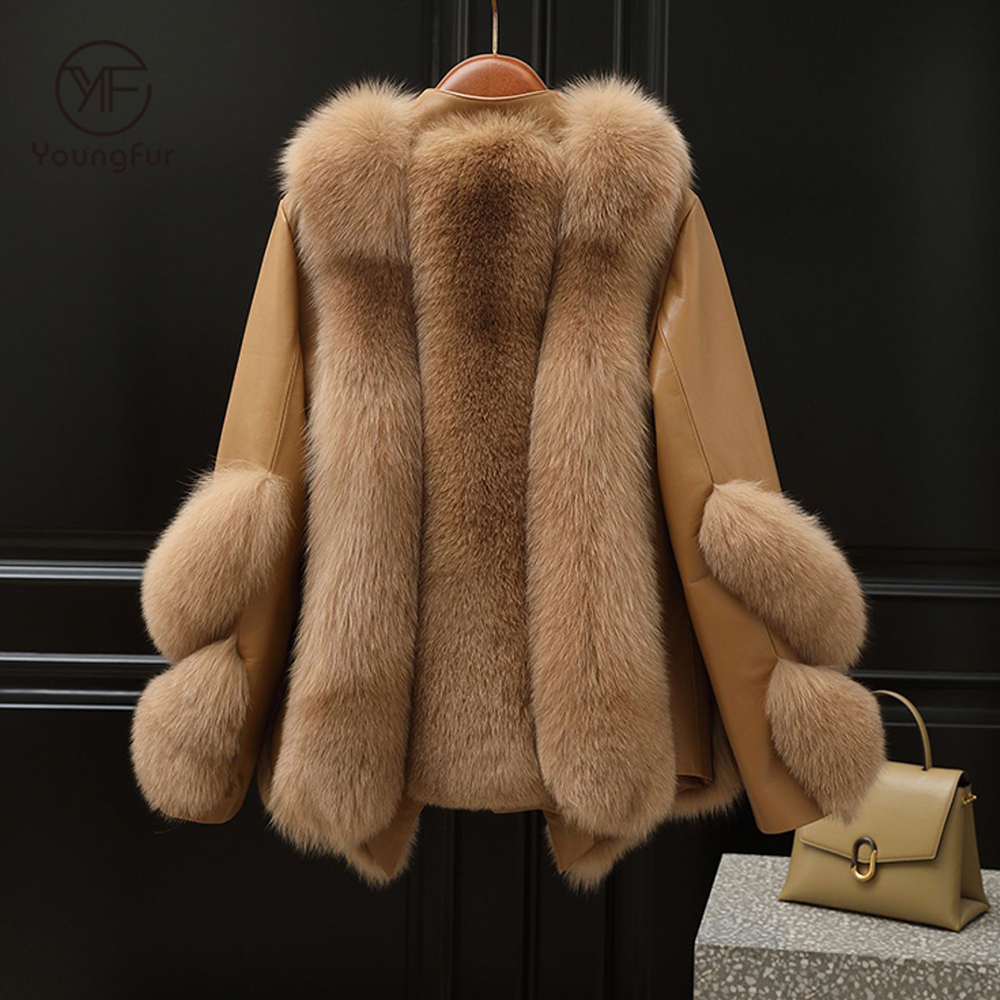 2021Factory Direct Sale Trendy Luxury Women Cloths Fox Fur Sleeve Coat Zip Genuine Motorcycle Leathe