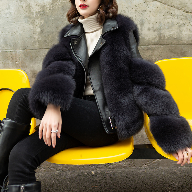 New Arrival Women's Fashion Fox Fur Coats Real Full Pelt Fox Fur Outerwear Genuine Sheepskin Natural