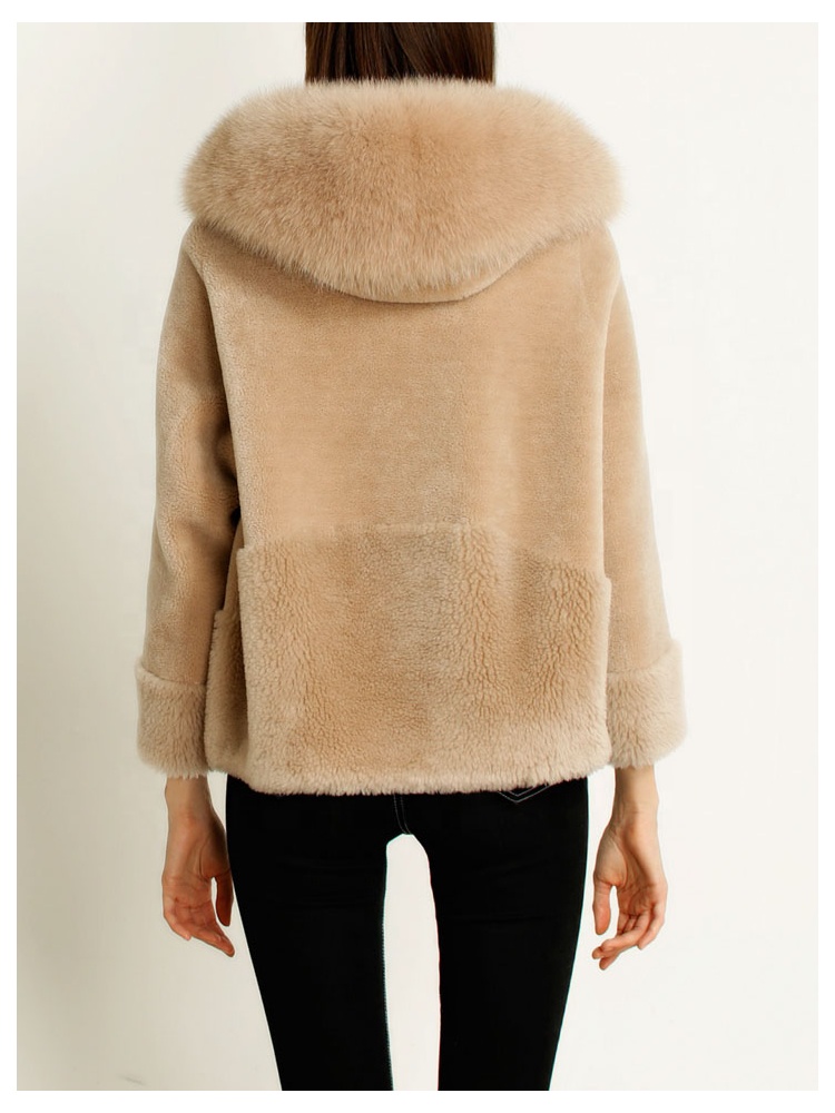 New product fashion warm lamb clothes Winter Coat short woman Mongolian Sheep Fur Coat