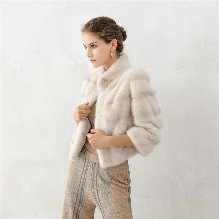 YQ270 free shipping Winter Women mink fur coat