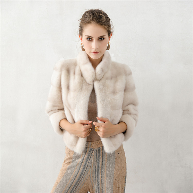 YQ270 free shipping Winter Women mink fur coat