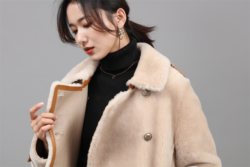 Wholesale Winter Long  women  Real  fur LT  Double Breasted sheep fur coat for ladies