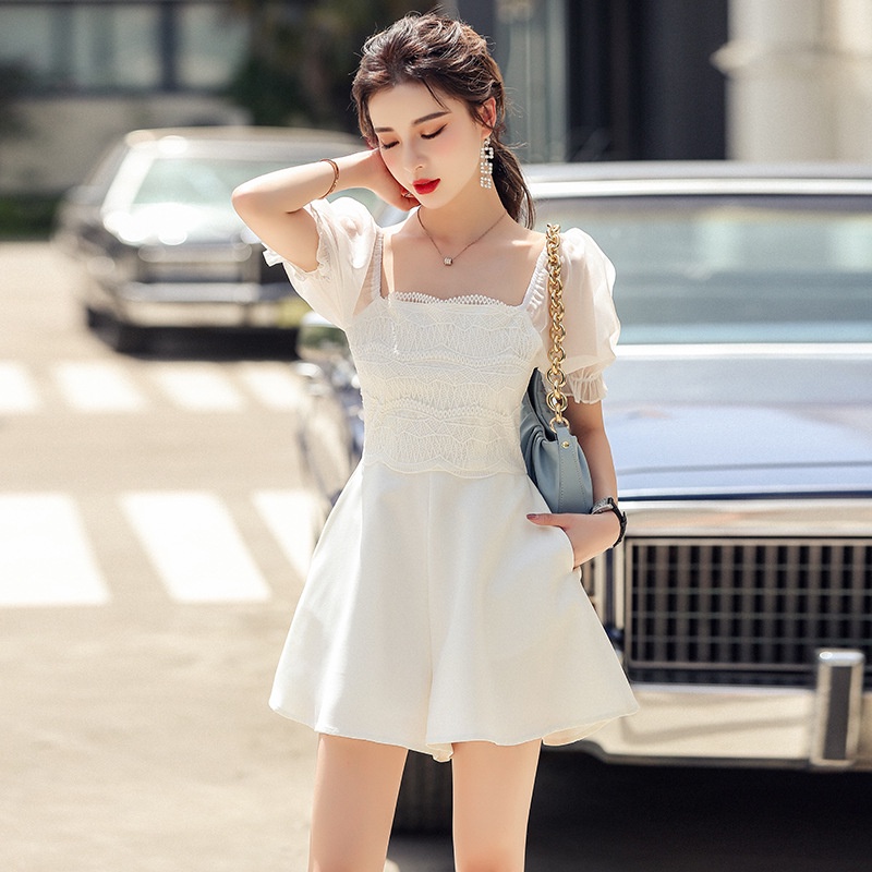 Women's Jumpsuit 2021 New Lace Square Neck Puff Sleeve Slim Fit Jumpsuit Wide Leg Shorts