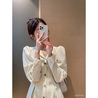 2022 new women's clothing French high-end sense cold wind gentle waist dress skirt temperament niche
