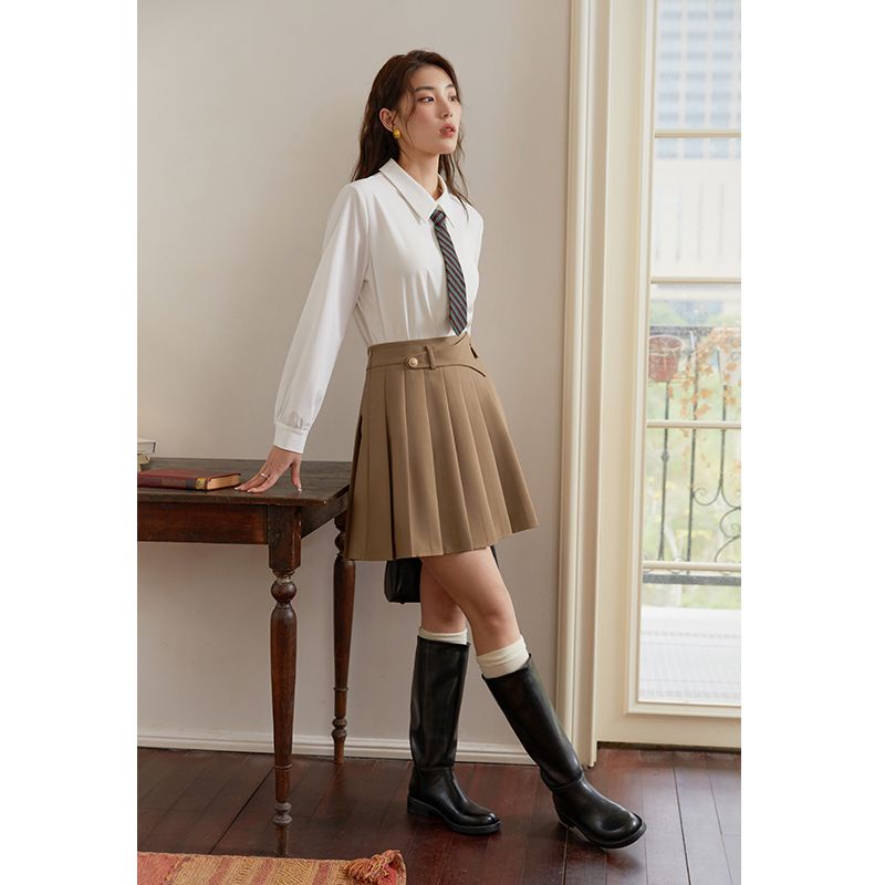 Single beam of large size women's clothing city campus show thin pleated skirts