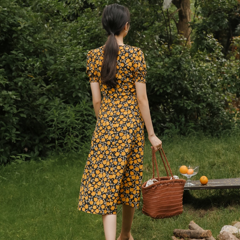 French style vintage floral show white yellow ruff collar square collar 2021 dress split flare sleev