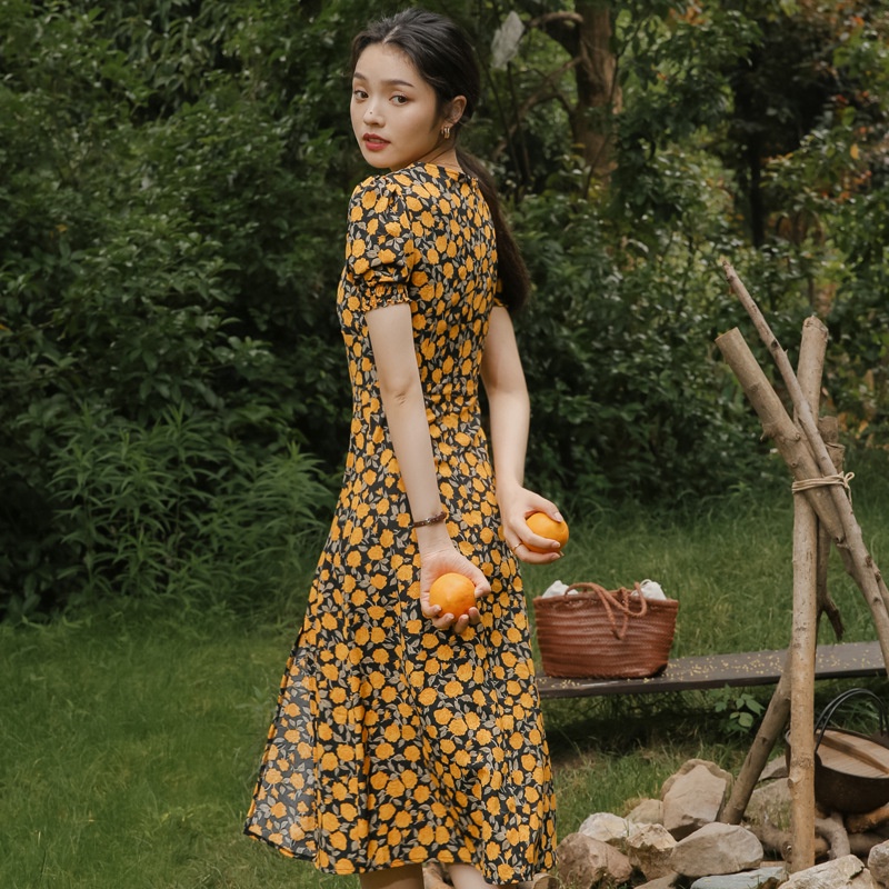 French style vintage floral show white yellow ruff collar square collar 2021 dress split flare sleev