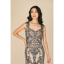 FARAH NAZ New York Women's Sweep Sequined Gown Embroidered Classic Gown Beautiful Sleeveless Dress B