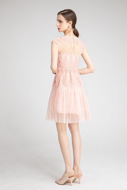Europe High End Latest Women Party Clothes Mesh Leaf Embroider Pleated Elegant Black Pink Birthday C