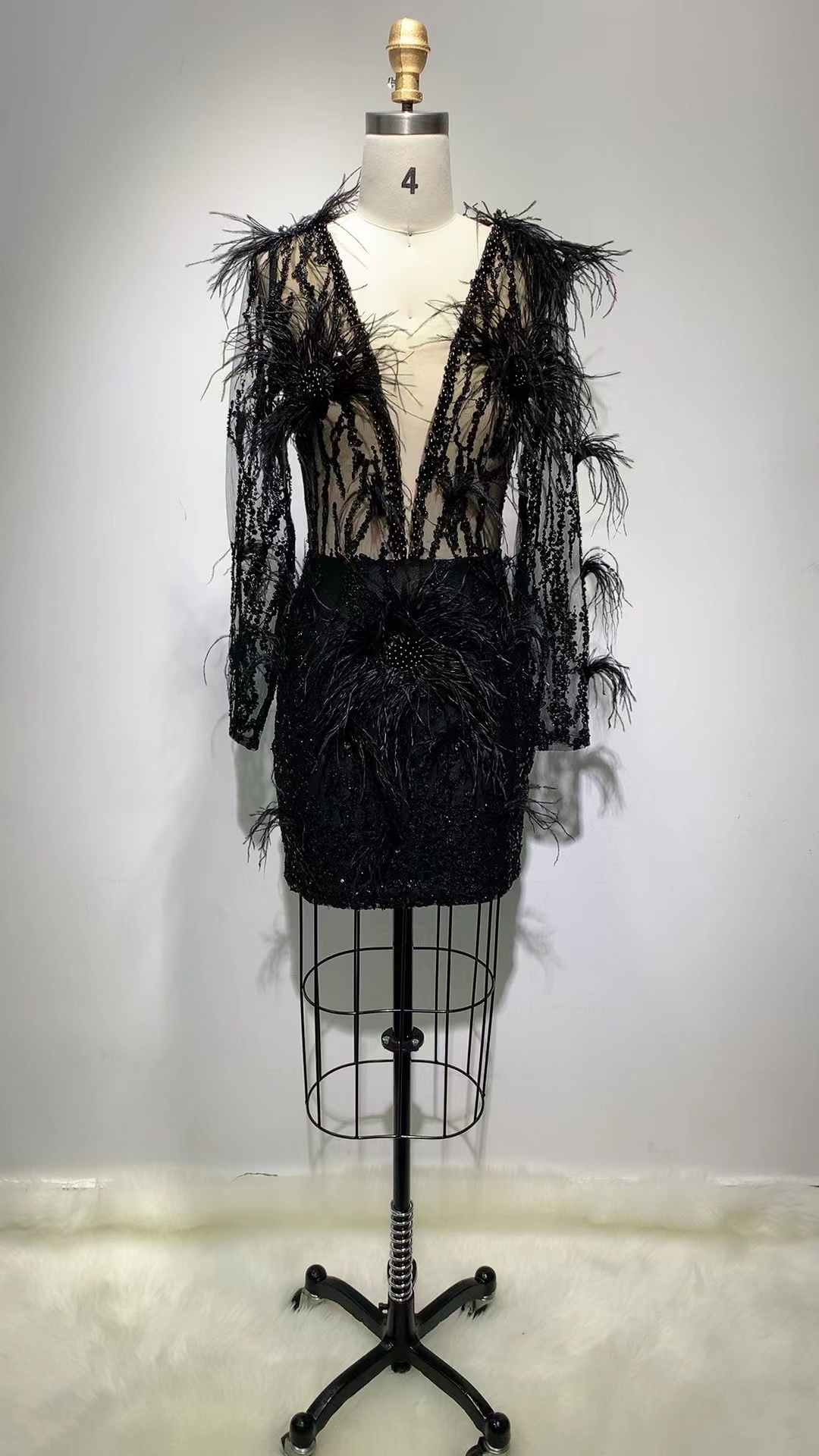 ED2166 Custom High Quality Embroidery Lace Sequin Beading Black Evening Dress With Feathers Gowns Fo