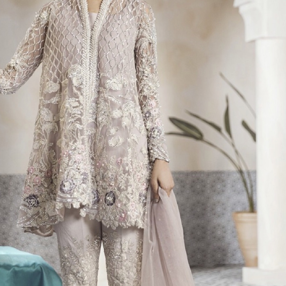High Quality Bridal Trouser Kurta Dress Pakistani Indian Style Heavy Boutique Dress 2022 Indian Coll