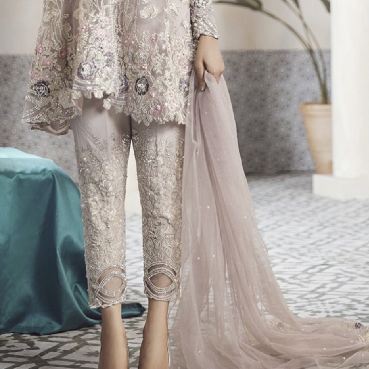 High Quality Bridal Trouser Kurta Dress Pakistani Indian Style Heavy Boutique Dress 2022 Indian Coll