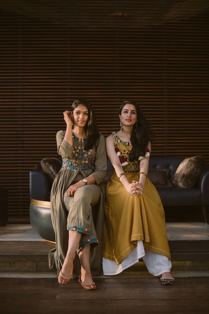 Wholesale Cheap Price Fashion Indian Manufacture Embroidery Sleeveless Occasion Wear Women Dress