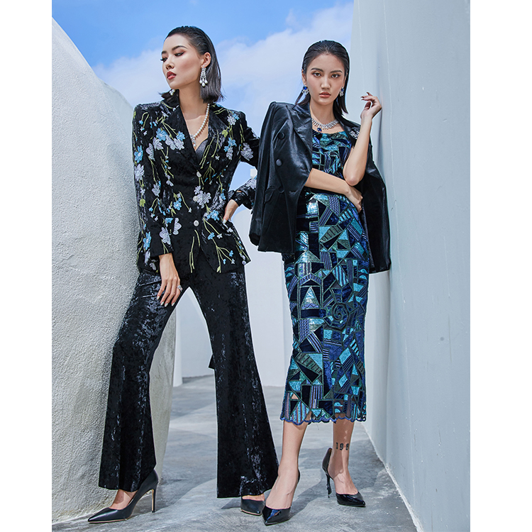Low Quantity OEM High End Market Boutique Dress Elegant Customized Crystal Design Casual Woman Dress