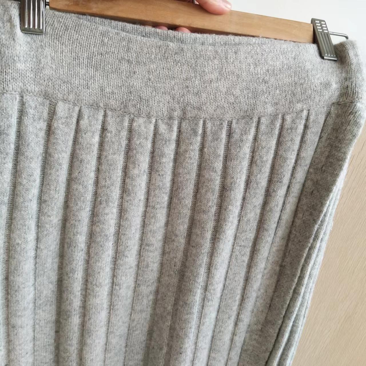 Elegant double layer cable knitting cashmere  half skirt dress