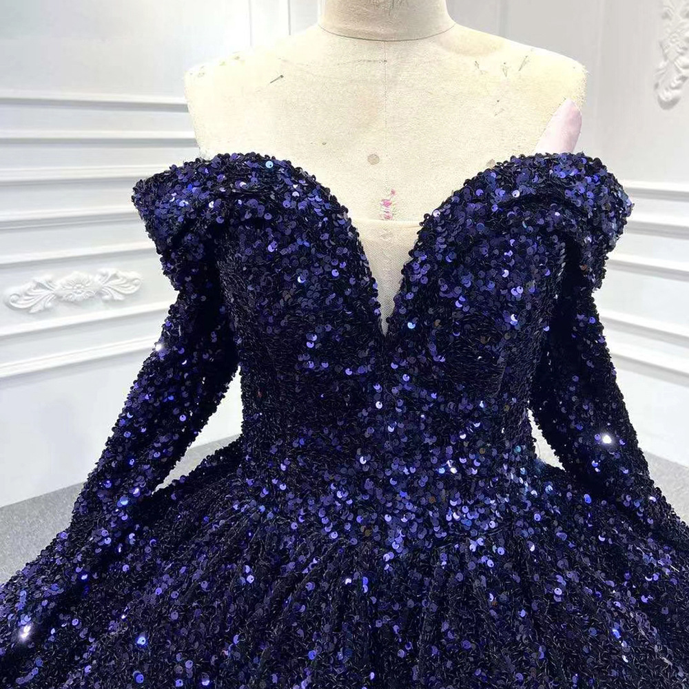 2022 New Arrivals Off Shoulder Long Sleeve Court Princess Dream Tutu Wedding Dress Bridal Gown Ball 