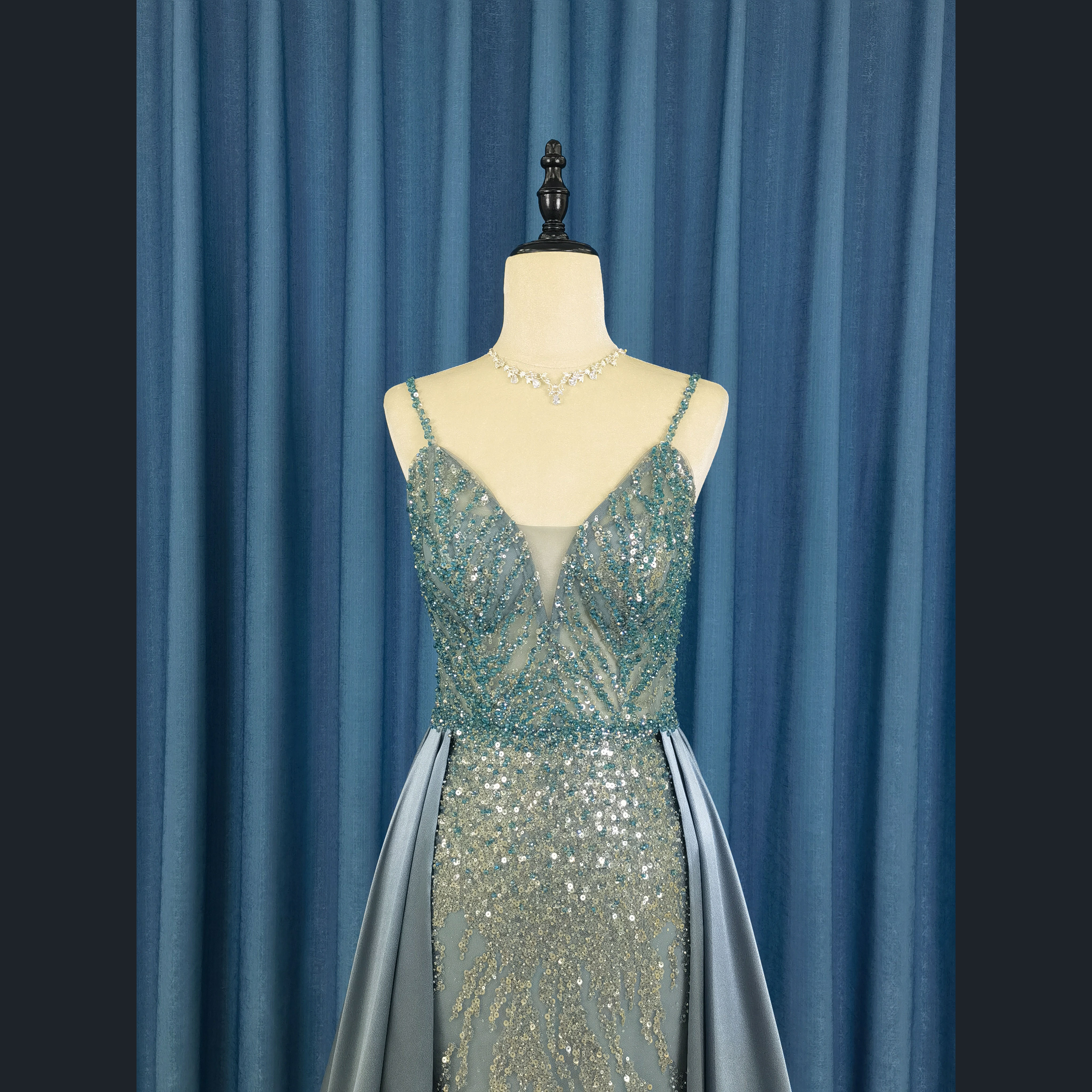 New Design 2022 Luxury Lace Strap Sexy Prom Dinner Dress Plus Size Elegant Women Evening Dress