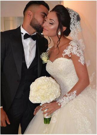 Muslim appliqued beaded lace Puffy ball gown cheap customized white ivory long sleeve wedding dress 