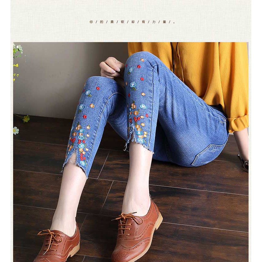 Floral embroidery ripped jeans Blue Casual Pants