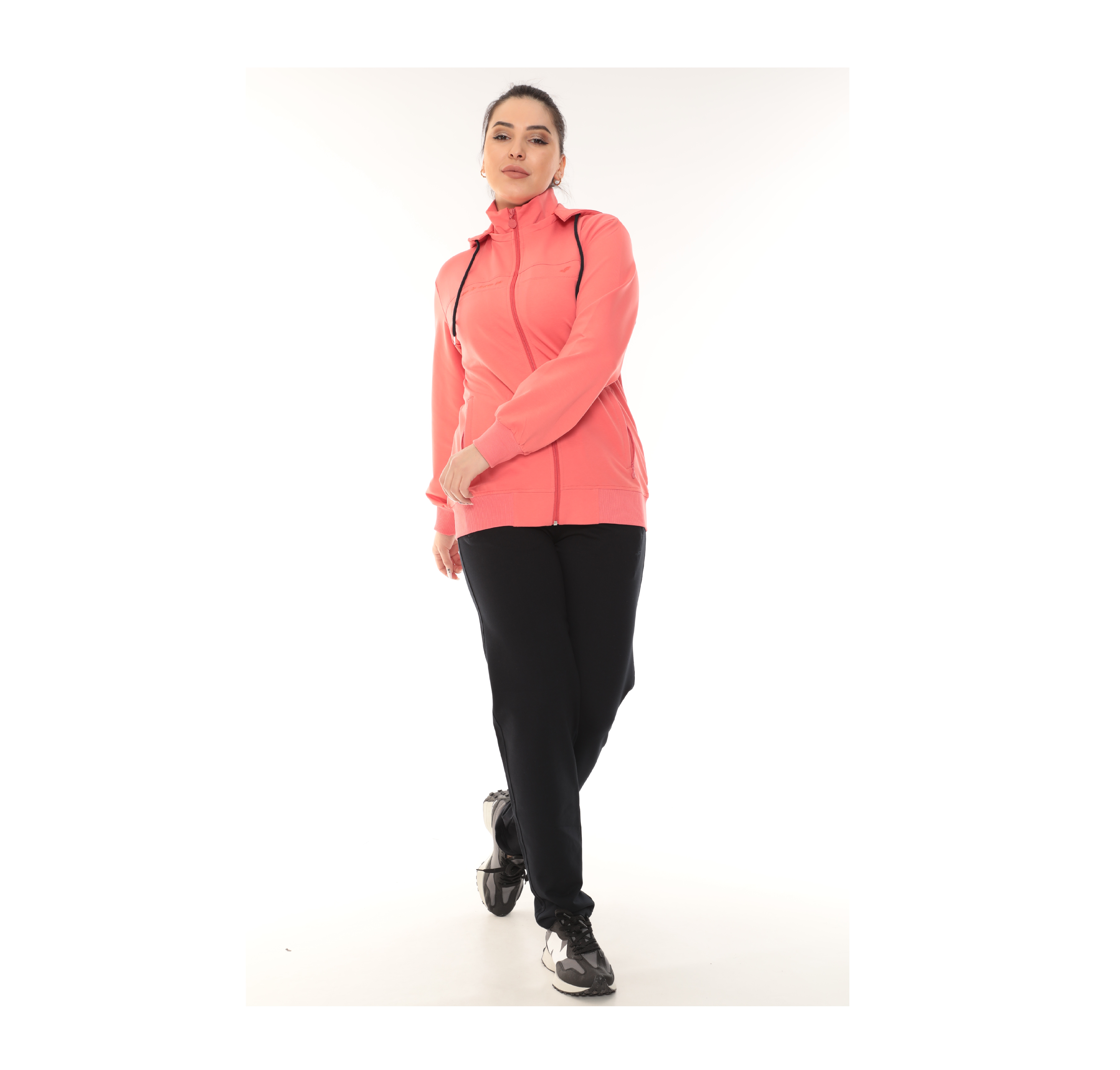 2022 Best Cotton High Quality Sports Tracksuitset Jogger Set Clothes Pink Color For Women  - Made in