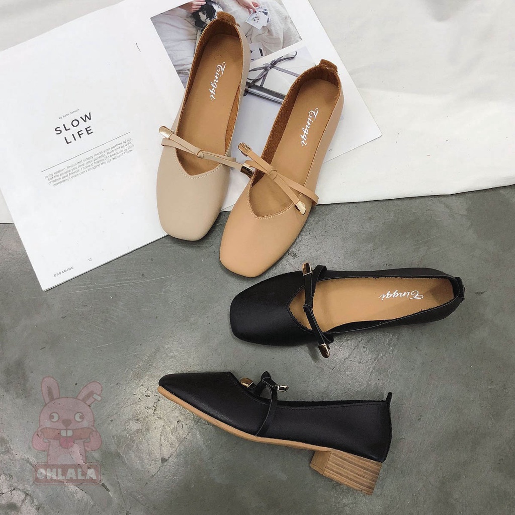 READY STOCKOLL Women Sandal Flat Women Shoe Kasut Perempuan Office Girl OL Kasut Slipper Shoe Lady F