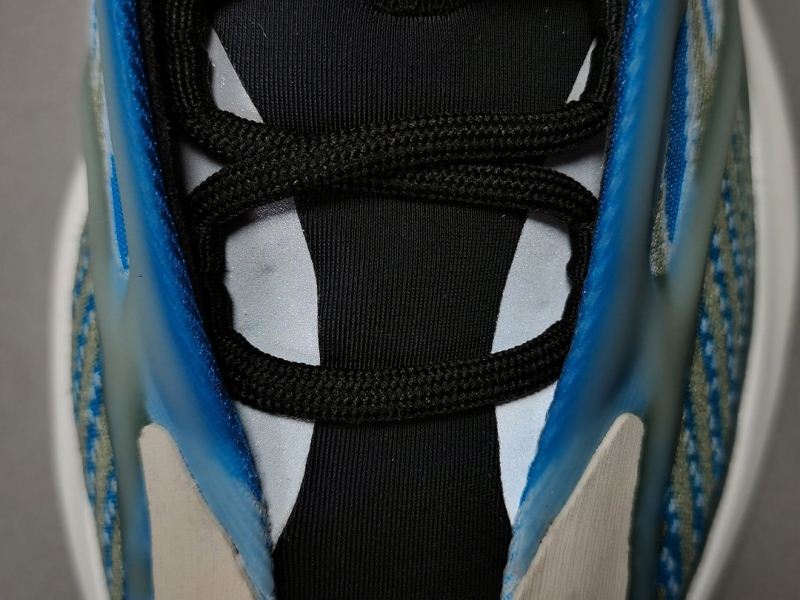 Factory Price Original Yezzy  700 V3 Running Sneakers Men Shoe Fashion Comfortable Sports Putian Lux