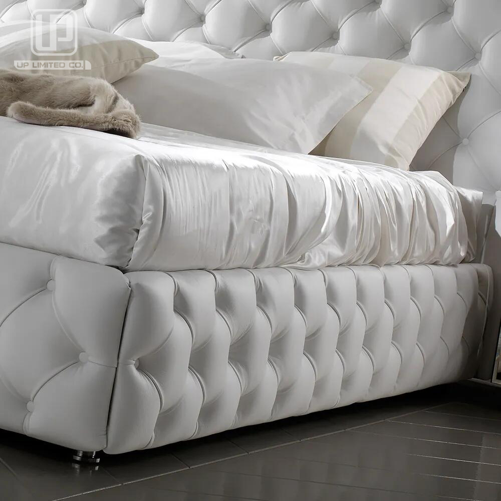 Exclusive Italian bed for designer White Leather Bed Classic bedroom furniture