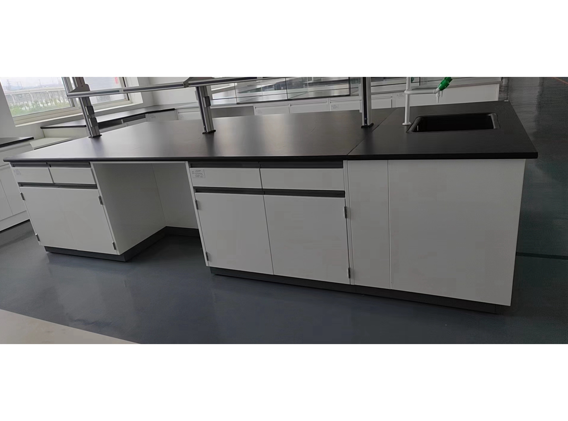All steel Bench Top Middle Table Central Laboratory Workstation With Drawers
