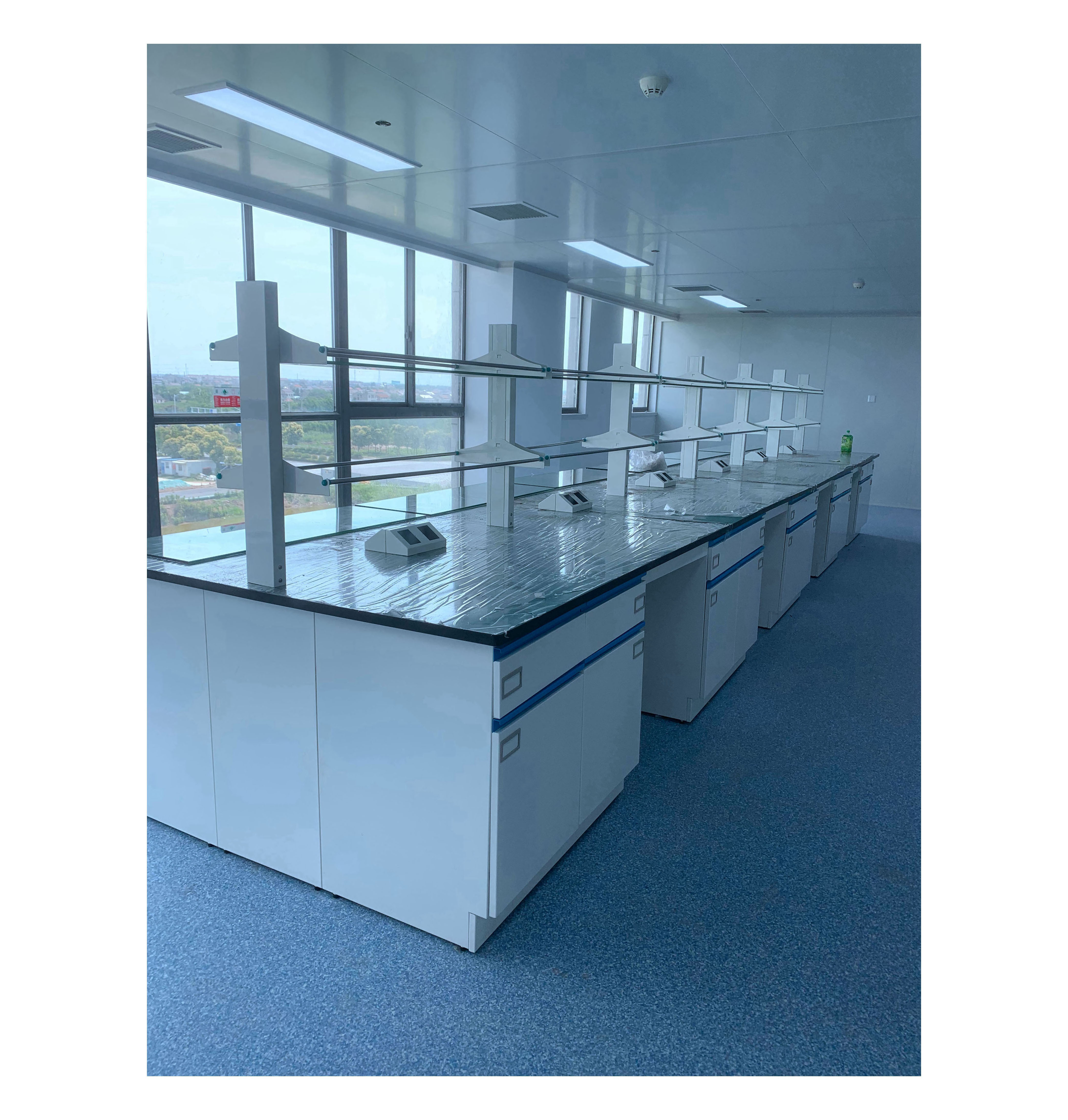 All steel Bench Top Middle Table Central Laboratory Workstation With Drawers
