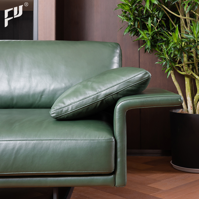 Foshan Supplier High Quality Modern Home Couches 3+4 Seater European Style Luxury Green Leather Sofa
