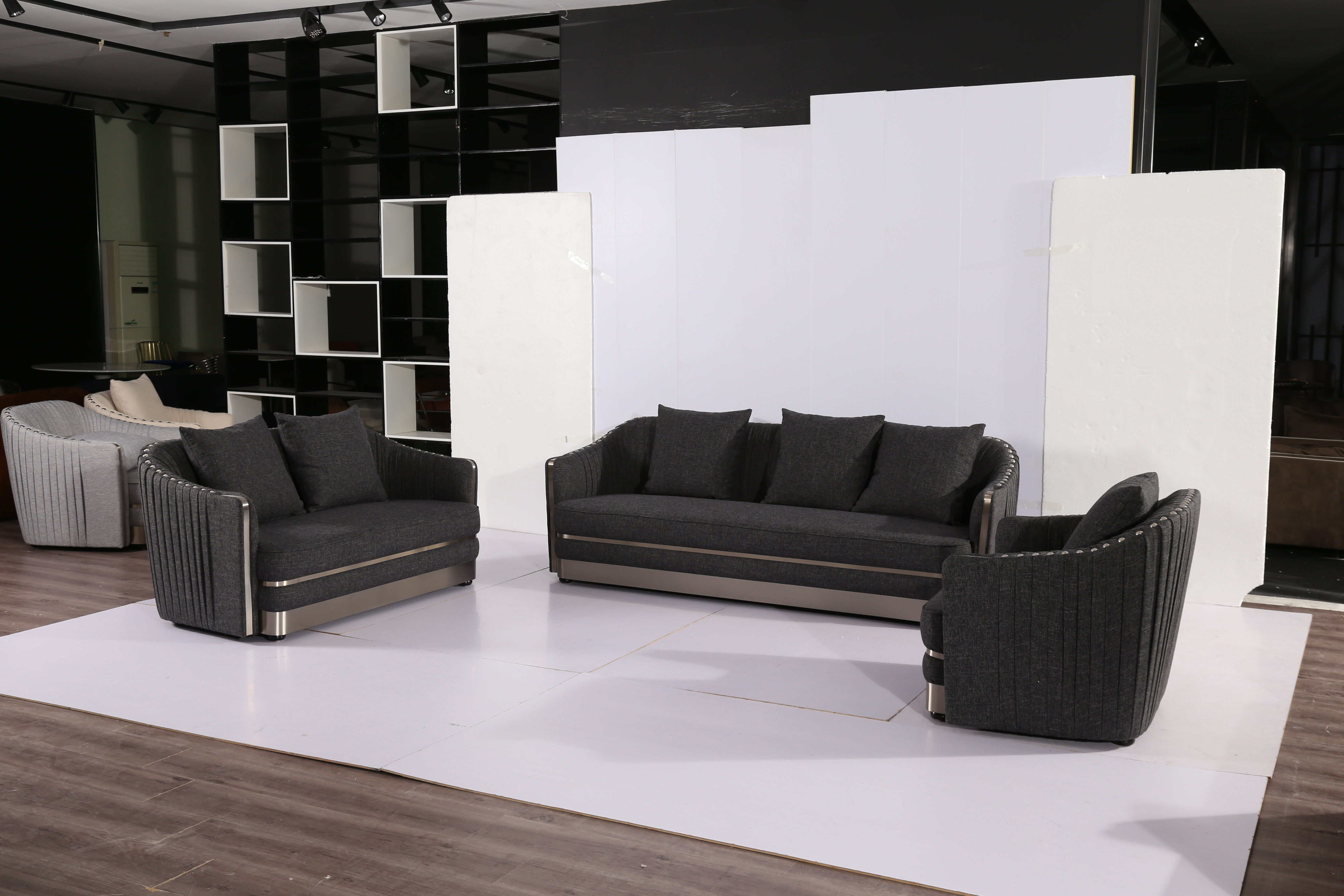 Factory direct sales nordic luxury fabric velvet  boucle curved tufted  sofa modern living room furn