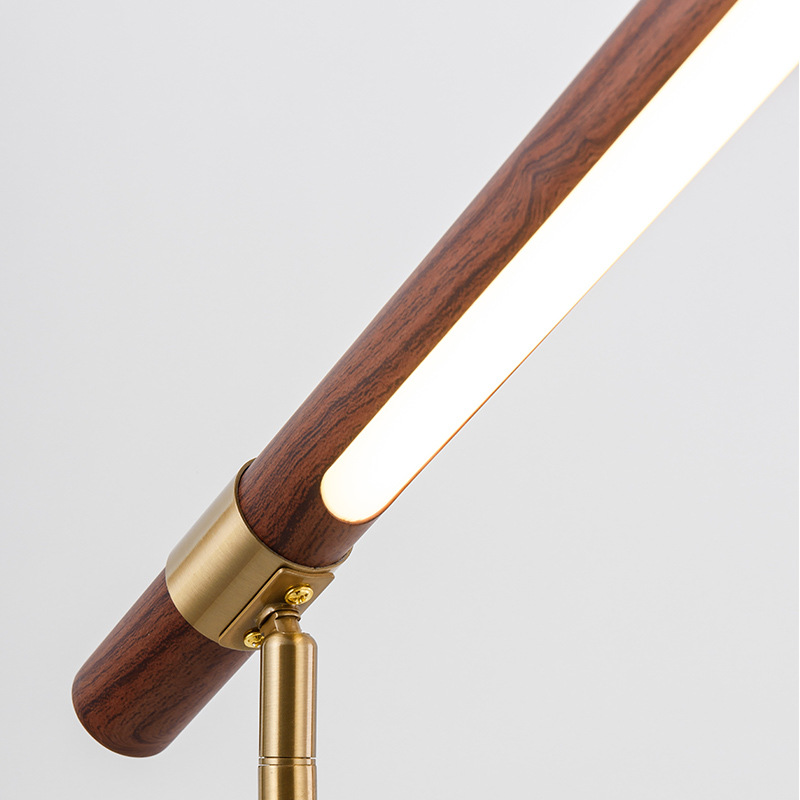 2022 New Arrival Brass Polishing Led Light Wood Standing Wooden Floor Modern Lamp