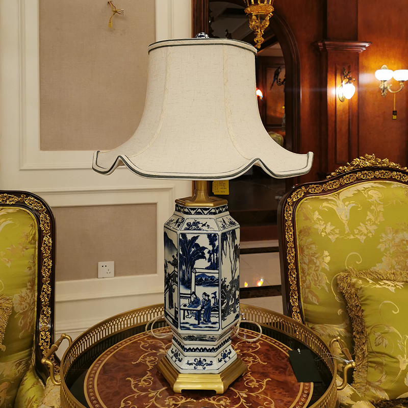 Modern blue and white porcelain ceramic table lamp bedside lamp with copper base
