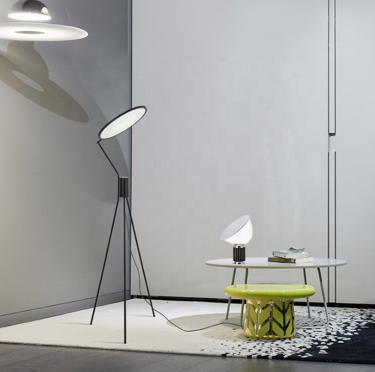 Newest Post Modern Nordic Creative Simple Luxury Design Tripod Floor Lamp For Living Room