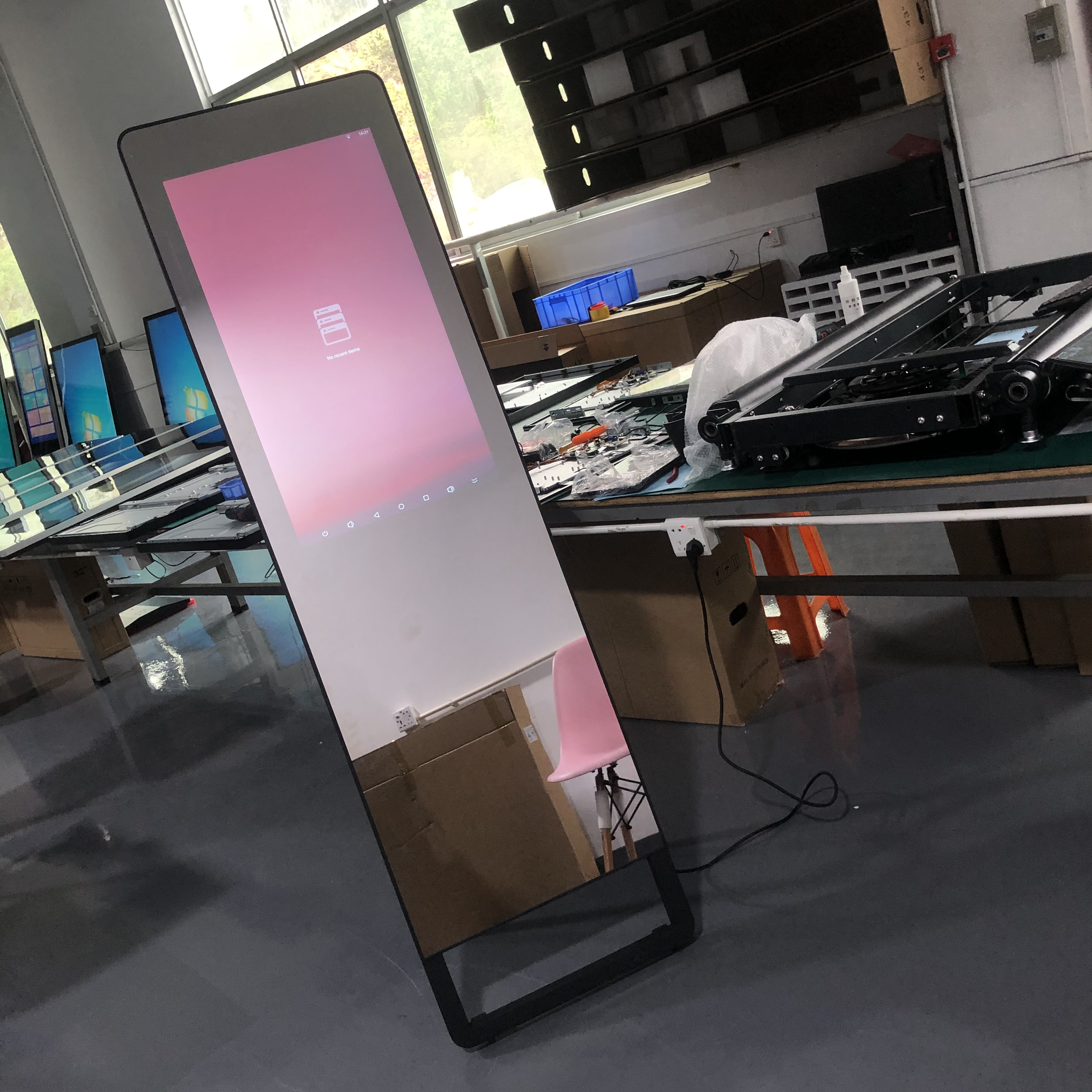 Magic smart mirrors home gym cusom embedded touch screen mirror android wifi smart fitness mirror