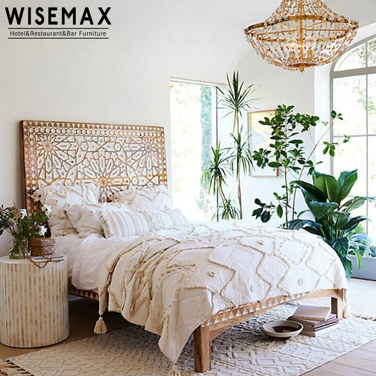 French Style Antique Wooden Crave Bed Design Hotel