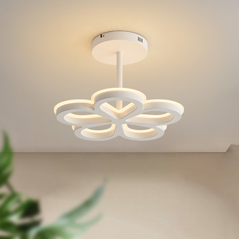 High Quality Flower Shaped Chandelier Pendant Ligh