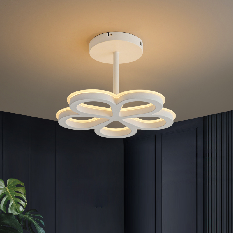 High Quality Flower Shaped Chandelier Pendant Ligh