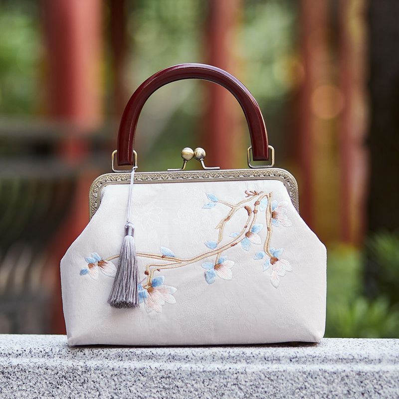 2022 China retro women ethnic bag high quality lux