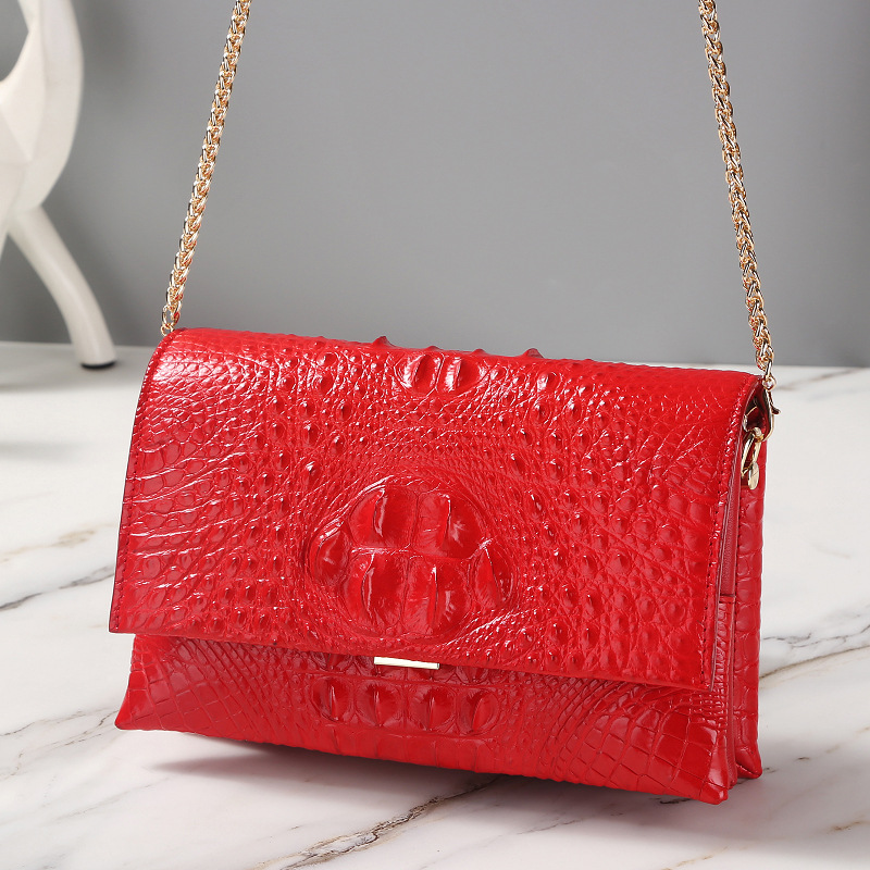Crocodile skin women 2022 new summer leather senior sense chain bag crossbody bag women fashion ever